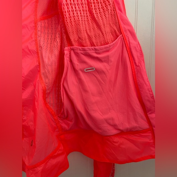 LULULEMON Lightweight Mesh Running Orange (Flash) Jacket - Picture 7 of 11